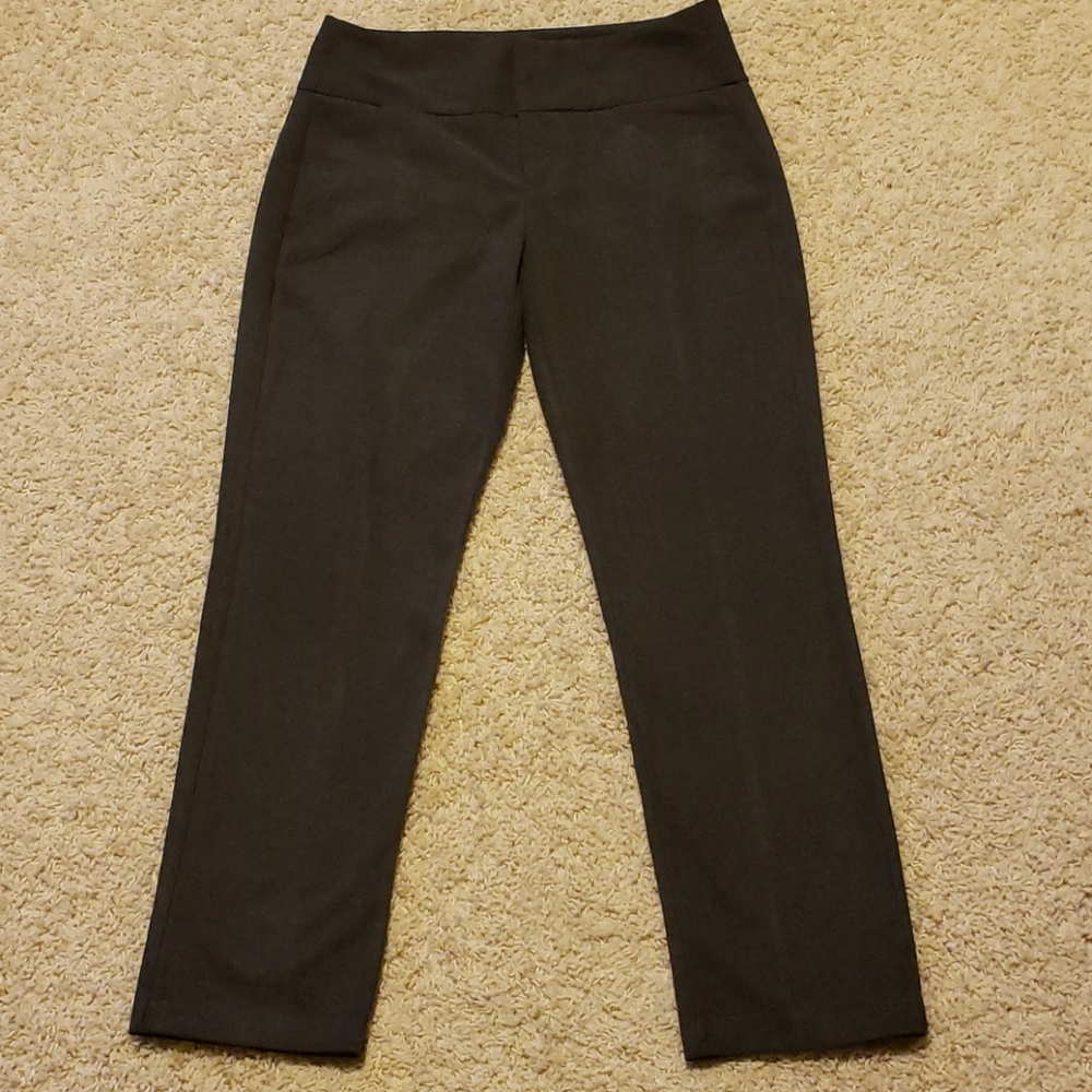 Elle size 2 gray slacks